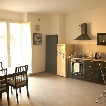 Casa Duomo * アヴェルサ