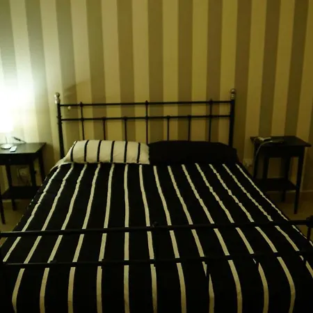 Casa Duomo アパート アヴェルサ