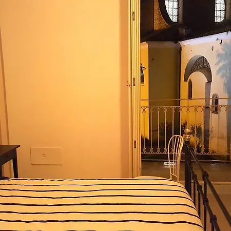 Casa Duomo アヴェルサ